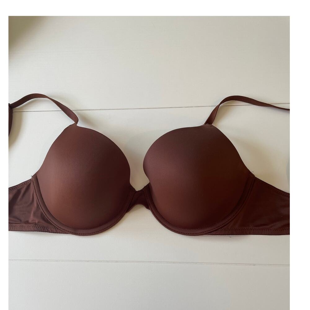 Victoria’s Secret Pink Wear Everywhere Bra LOT OF 2 Size 32D T-Shirt Camo Brown - Picture 2 of 14